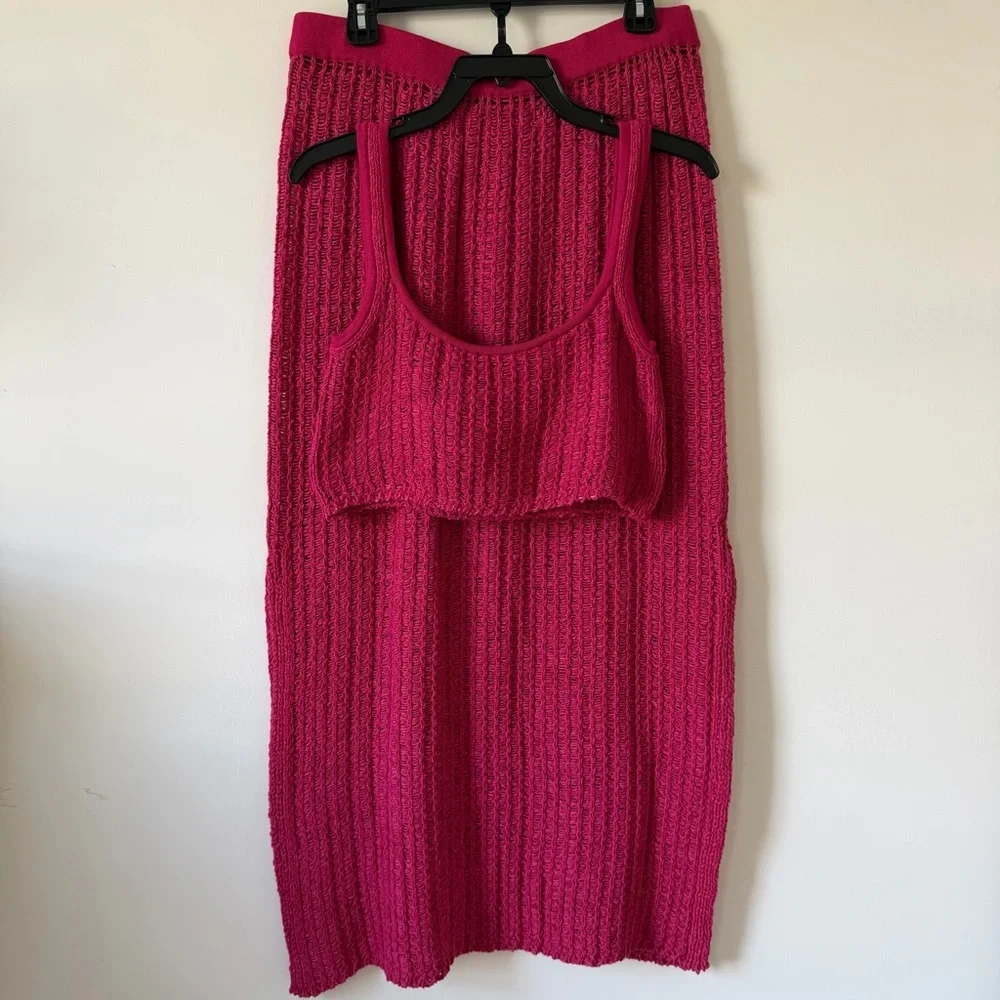 Free People 2 piece Crop Tank and Midi Skirt Sweater set Pink Size XL NWOT - Picture 1 of 12